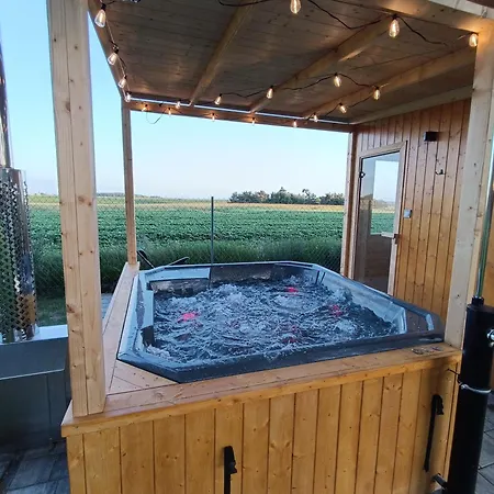 別荘 Relakstacja With Sauna And Jacuzzi *