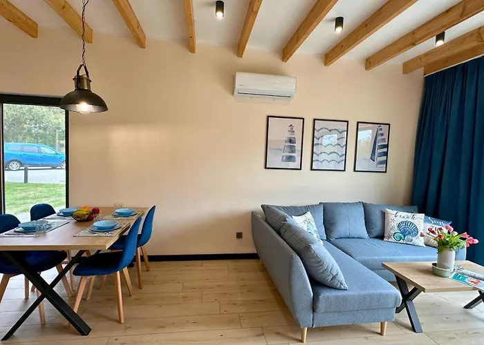 Dom wakacyjny Relakstacja Klimatyzowane Z Sauną I Jacuzzi Blisko Jastrzębiej Góry