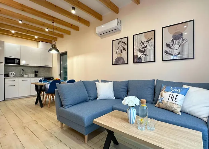 Ferienhaus Relakstacja With Sauna & Jacuzzi Mieroszyno