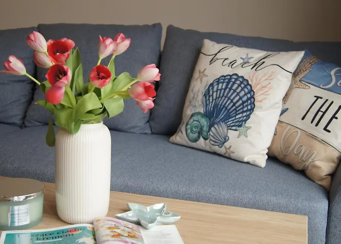 Relakstacja With Sauna & Jacuzzi Ferienhaus Mieroszyno