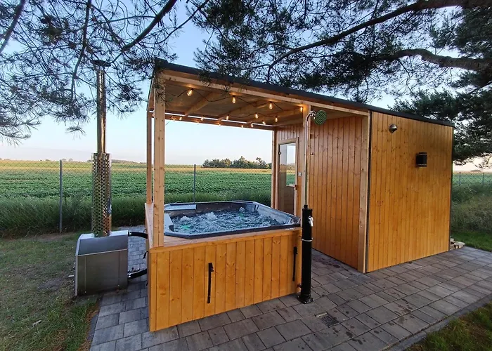 Relakstacja With Sauna & Jacuzzi Mieroszyno